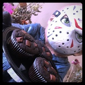 Meet your Posher, Eduardo